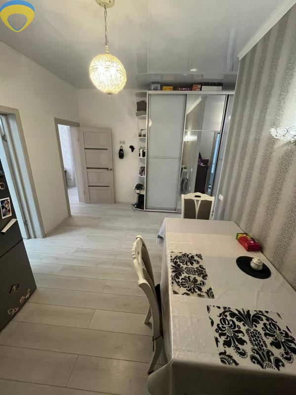 продажа трехкомнатной квартиры номер A-173604 в Приморском районе, фото номер 7